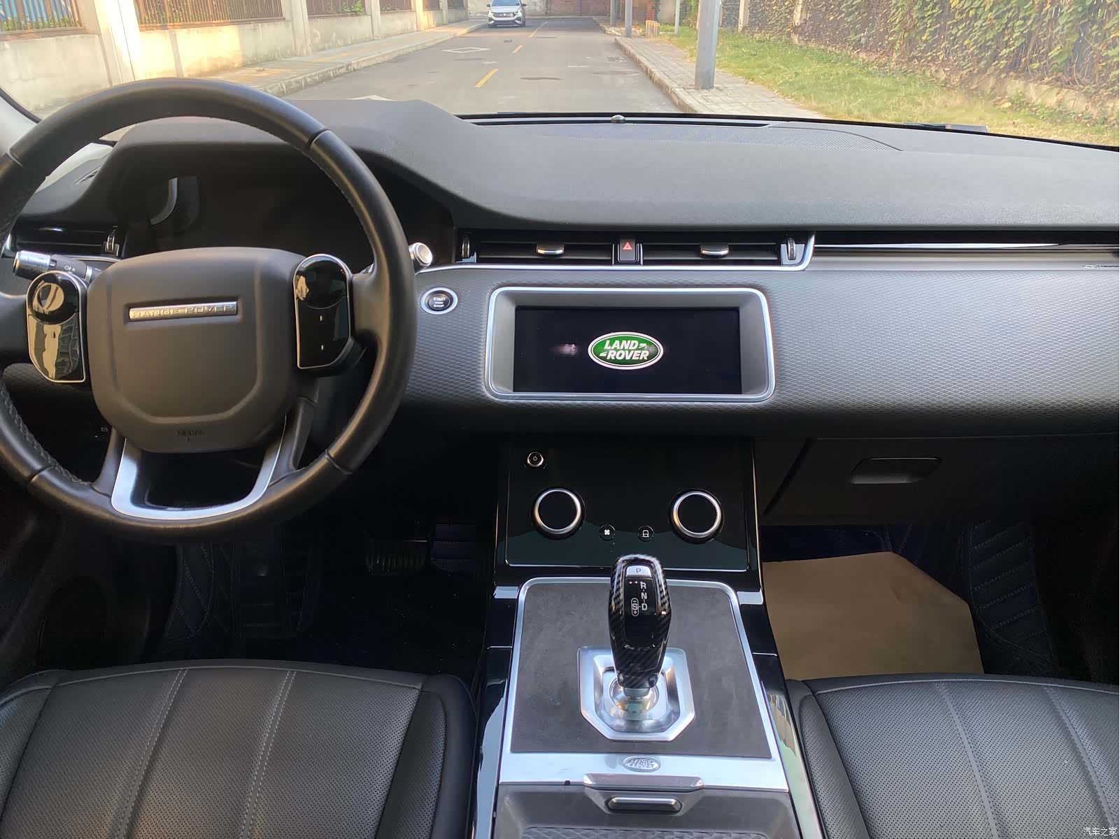 Land Rover Range Rover, 2020 19