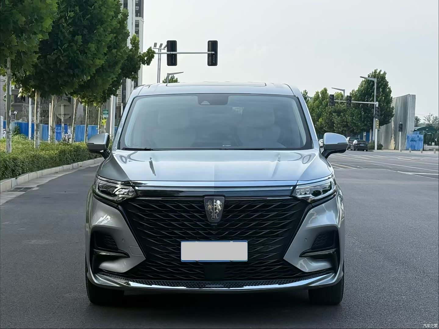 Roewe iMAX8, 2022 2