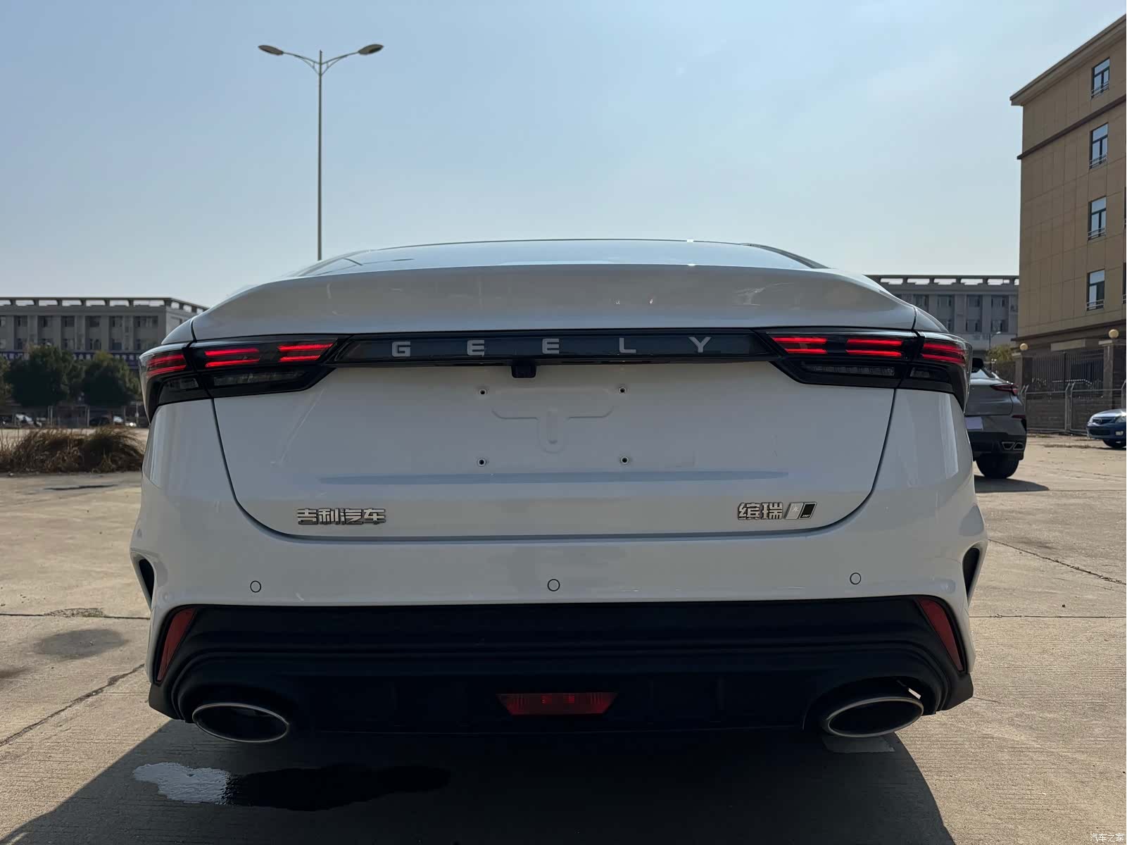Geely Binray, 2025 7