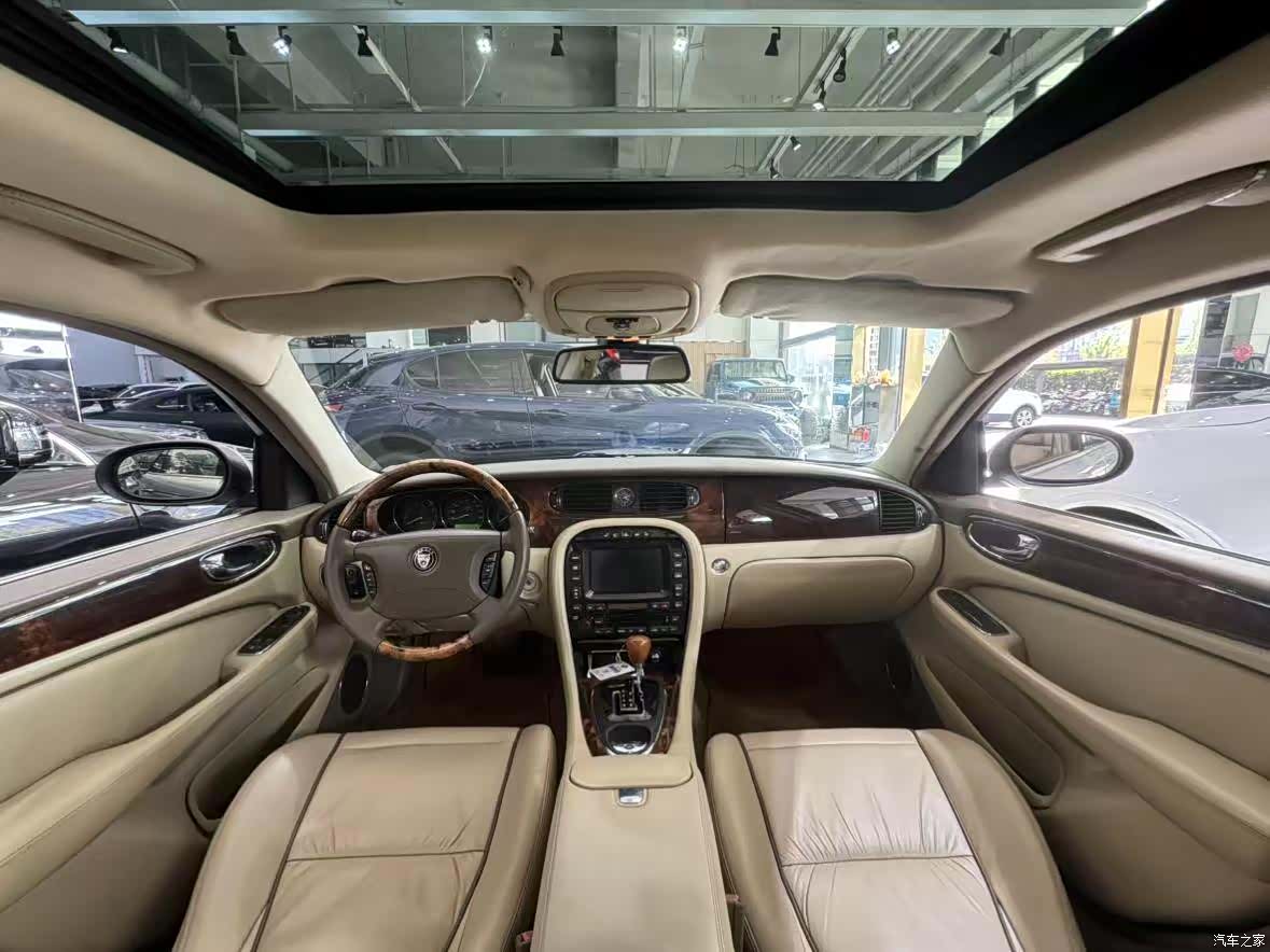 Jaguar XJ, 2007 7