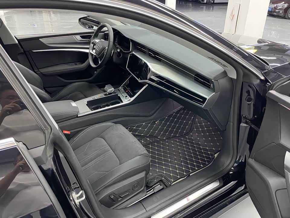 Audi A7L Audi A7L