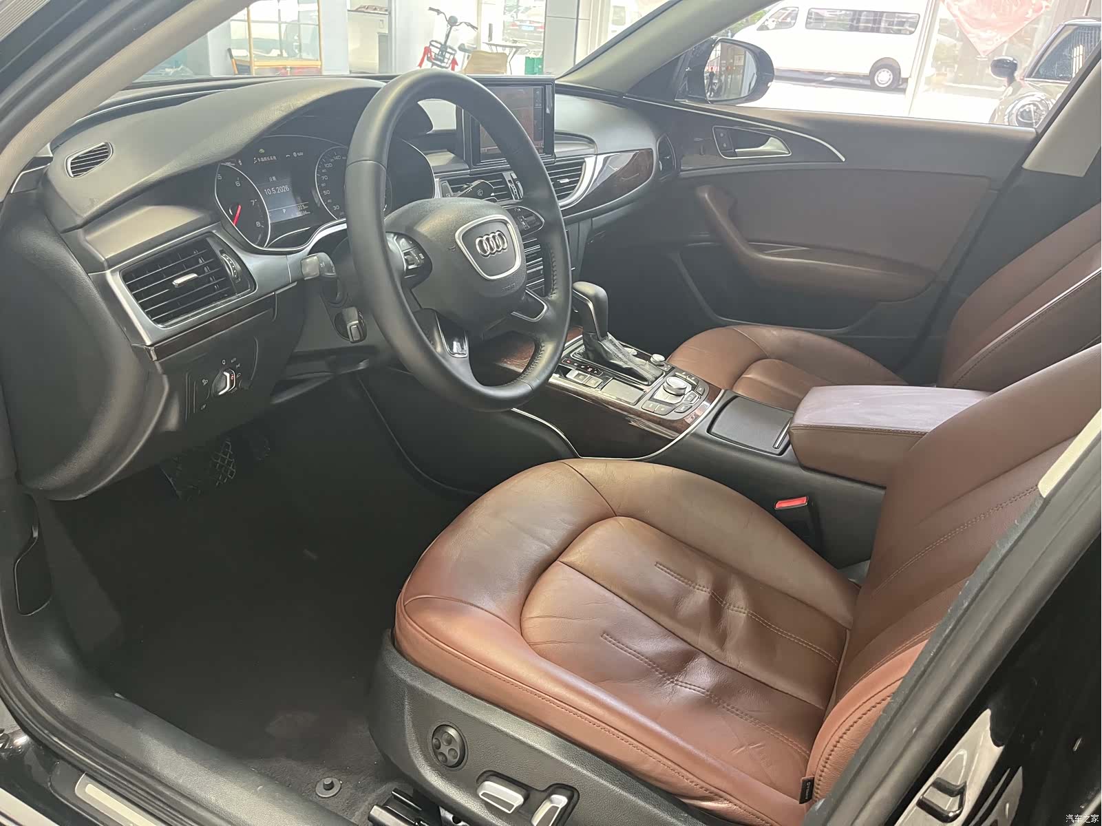 Audi A6L, 2016 6