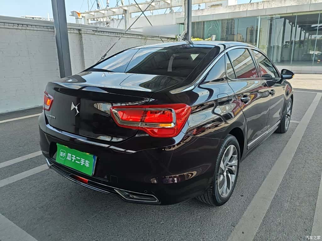 DS THP160, 2015 7