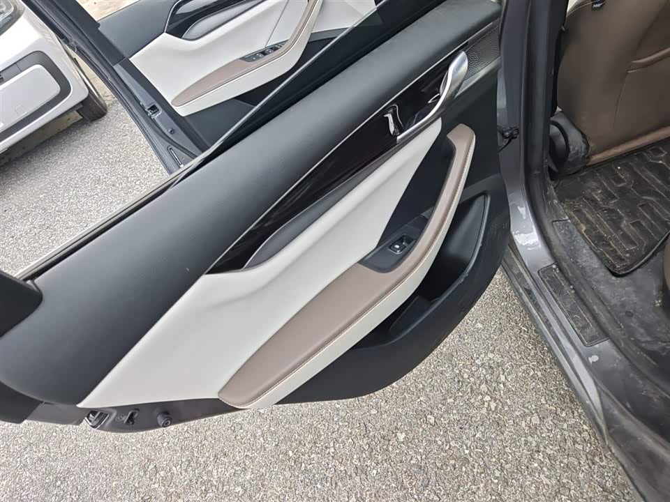 BYD Qin Yuan