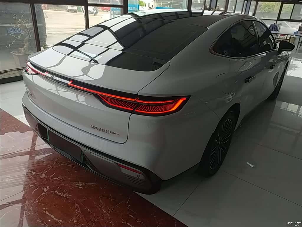 Geely 8, 2025 7