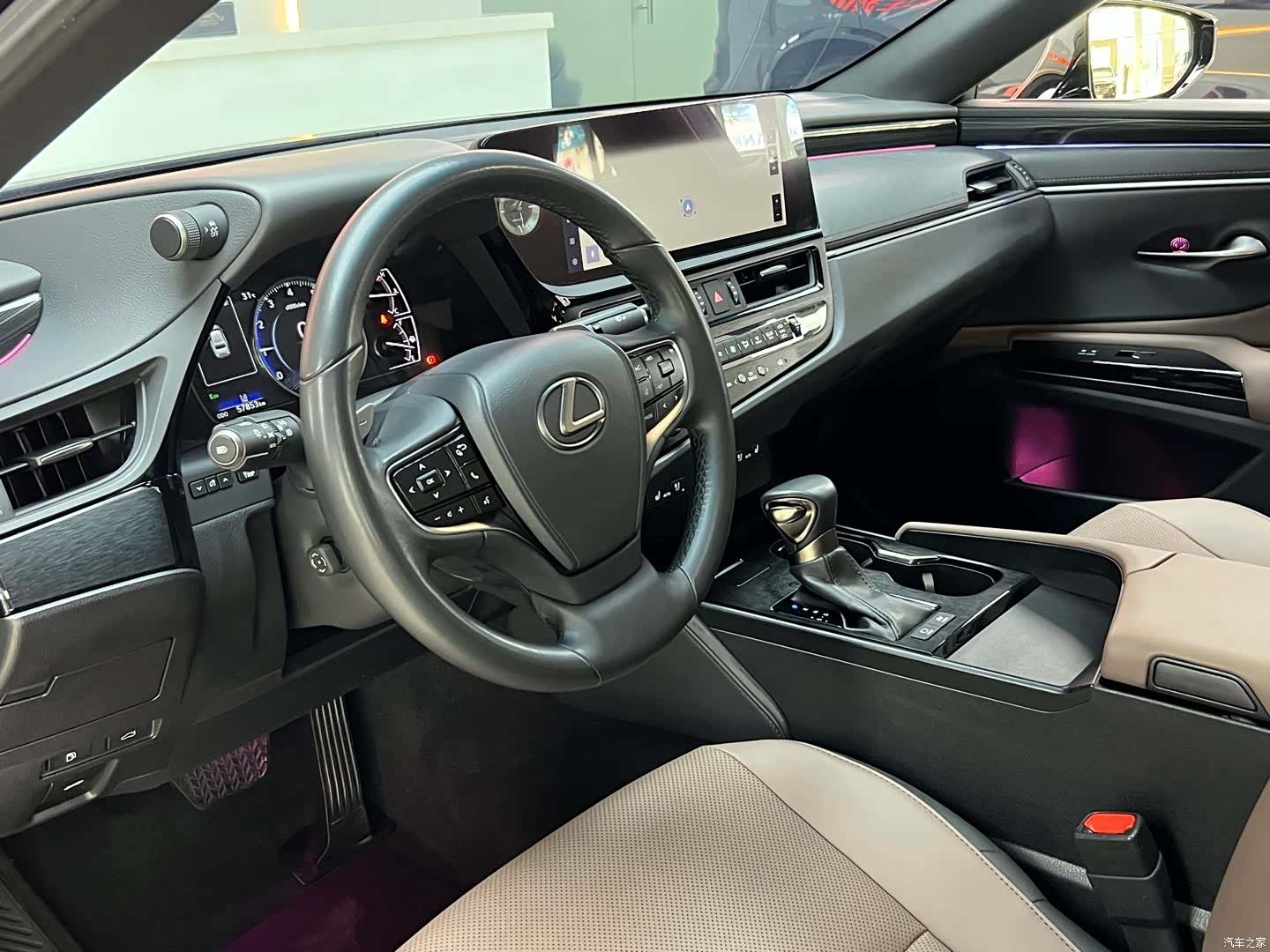 Lexus ES, 2023 8