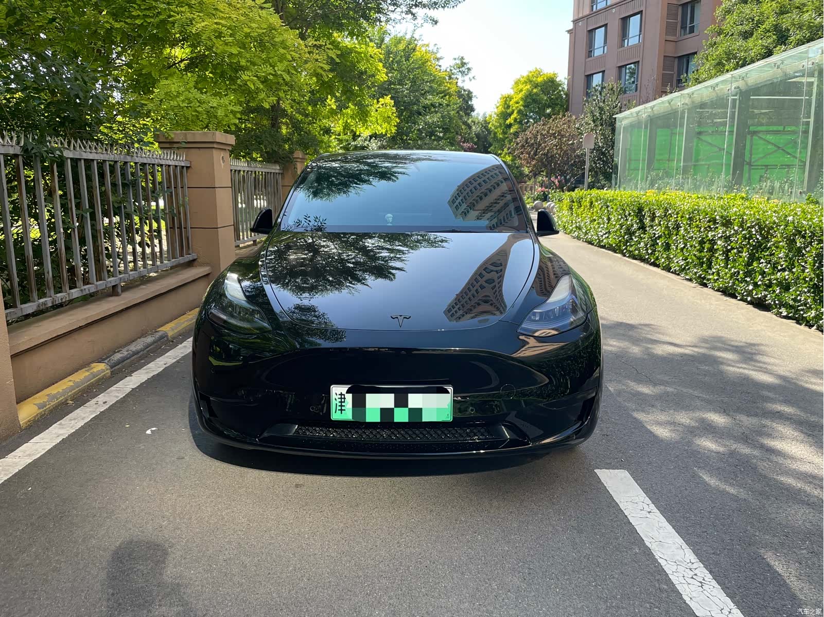 Tesla Model Y, 2022 1