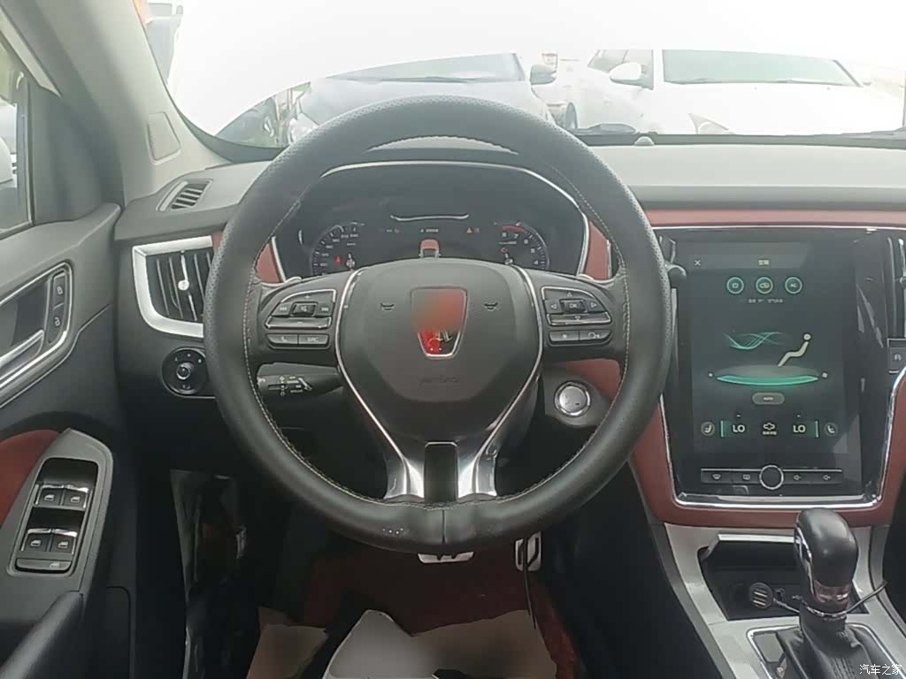 Roewe RX5, 2017 11