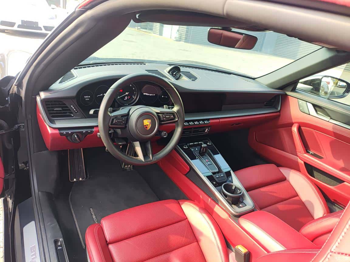 Porsche 911, 2022 8