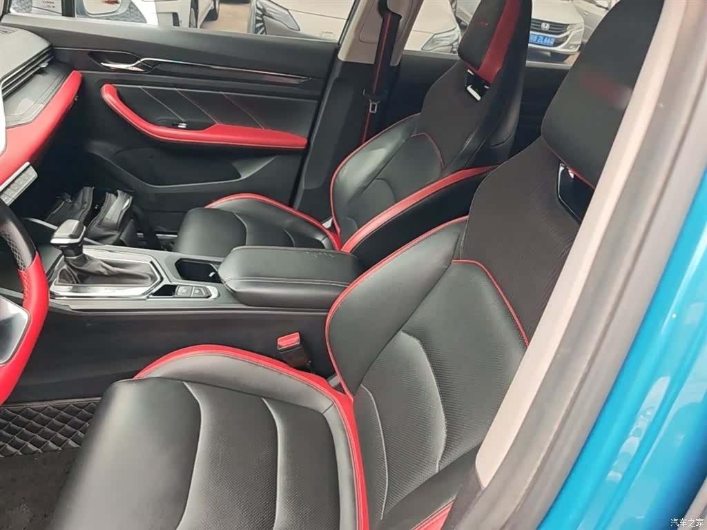 Geely Emgrand, 2021 15