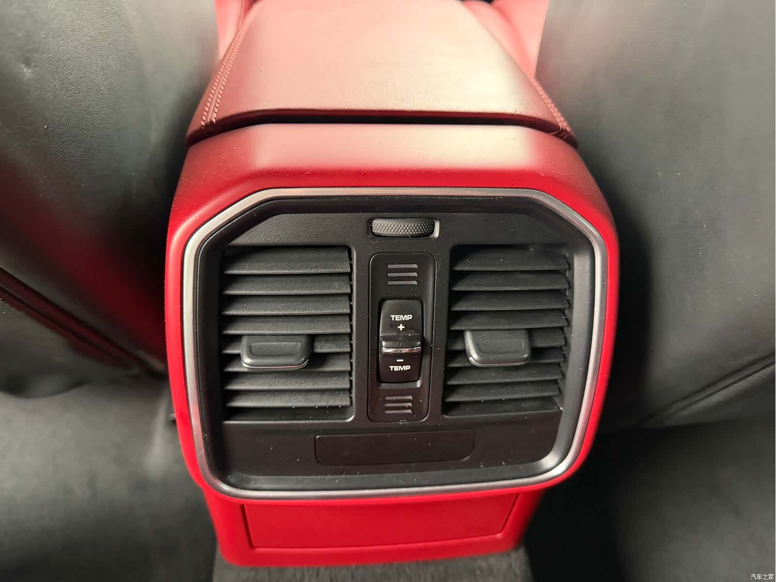 Porsche Macan, 2015 11