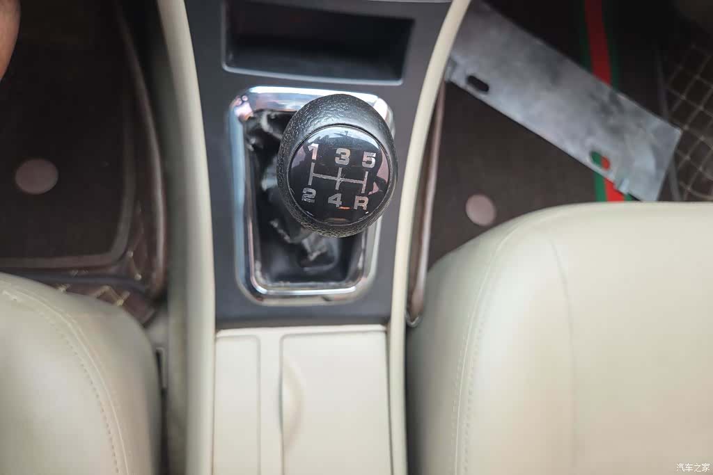 Lifan 620, 2015 15