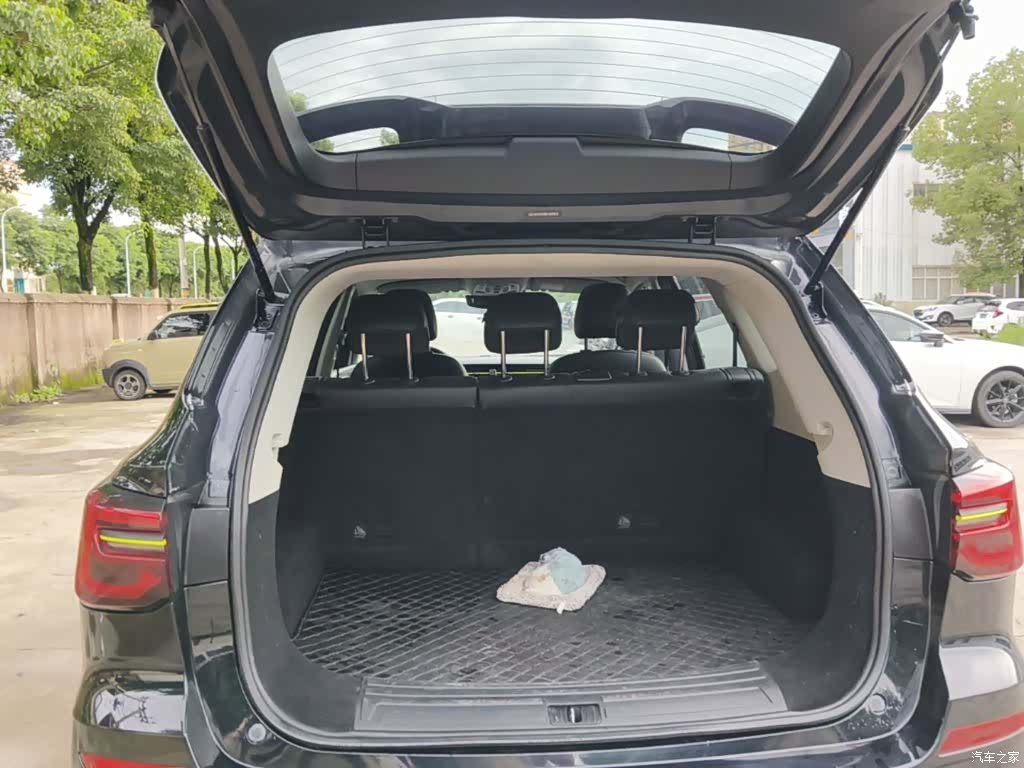Roewe RX5, 2021 15