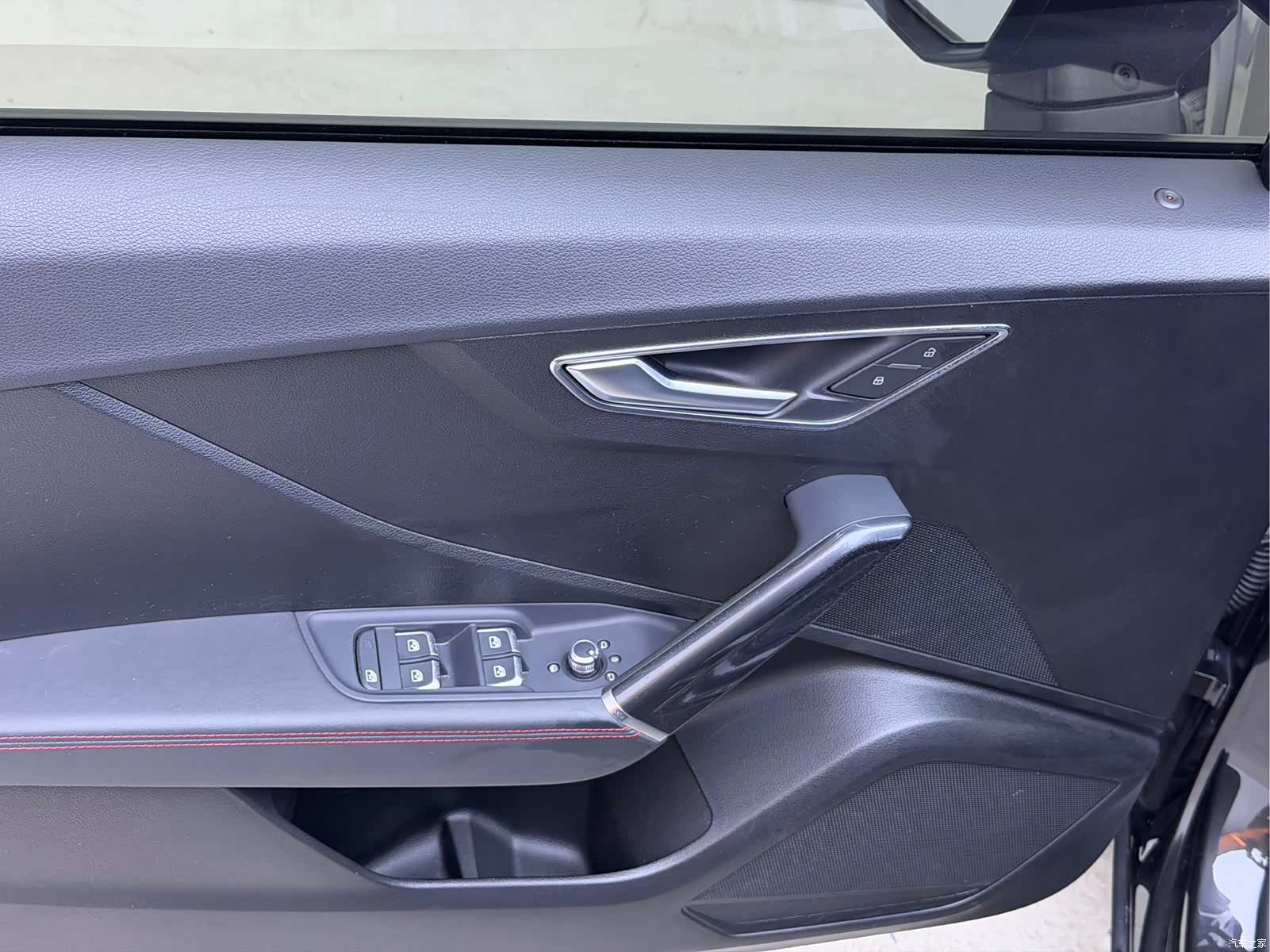 Audi Q2L, 2022 4