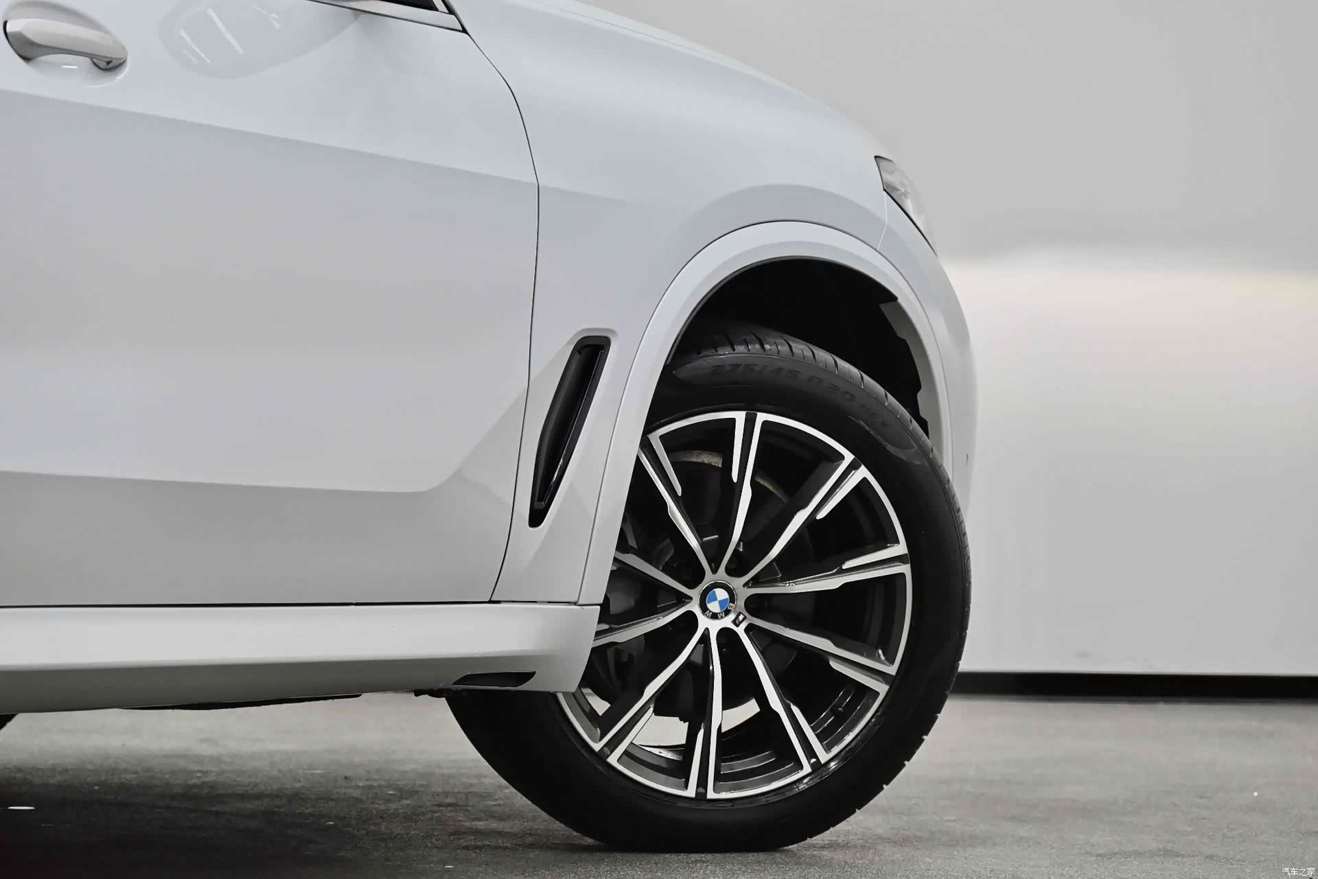 BMW X5, 2019 19