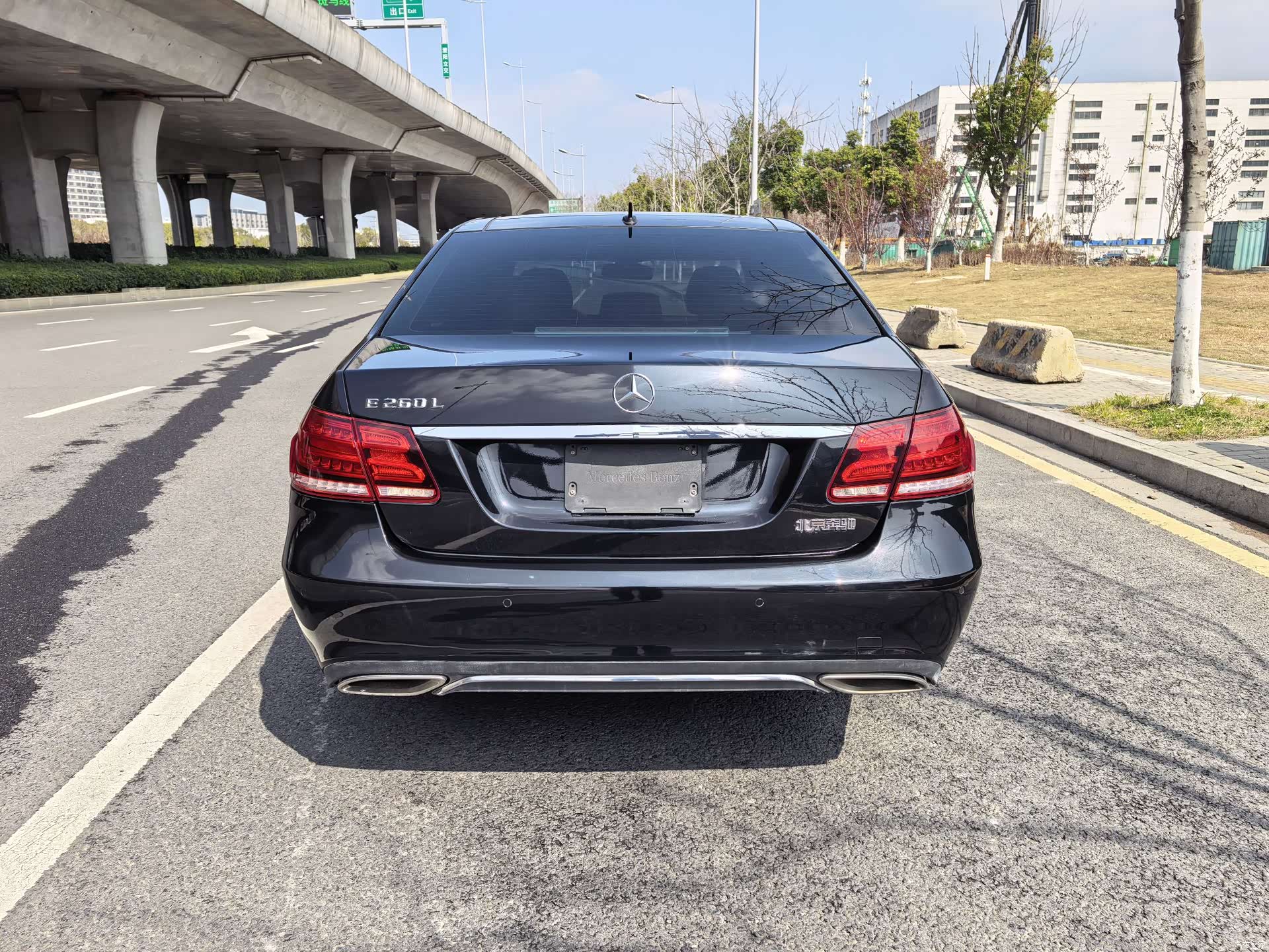 Mercedes-Benz E-Class, 2015 18