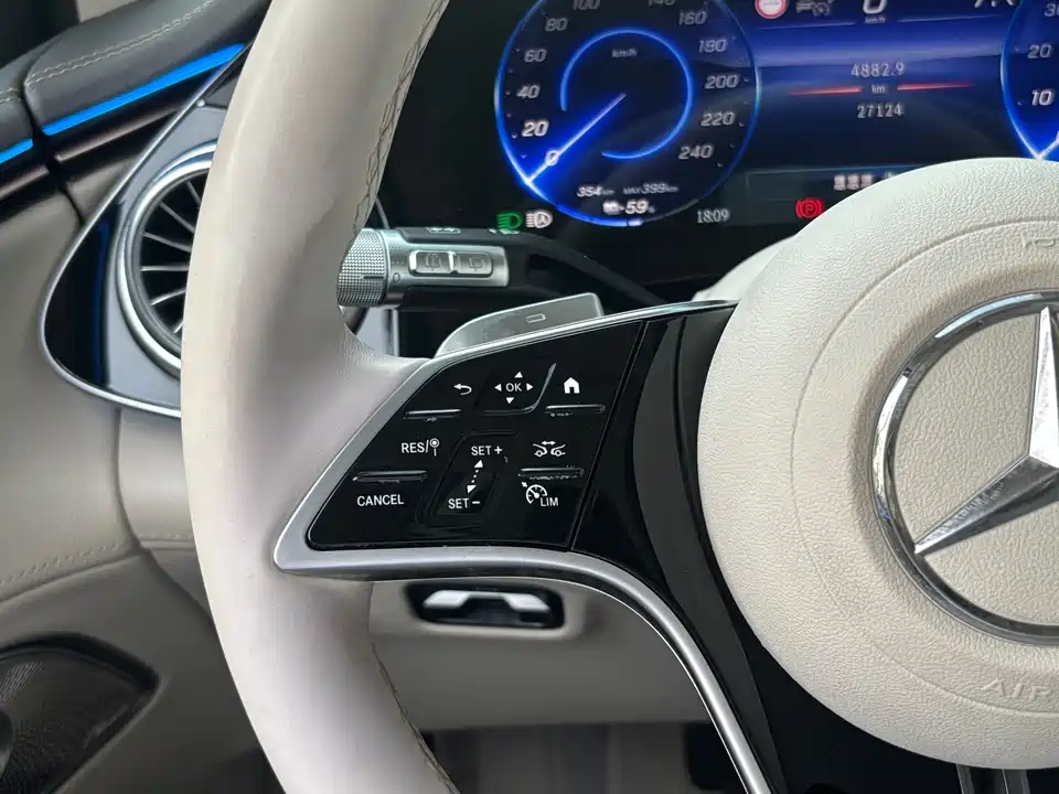 Mercedes-Benz EQS SUV