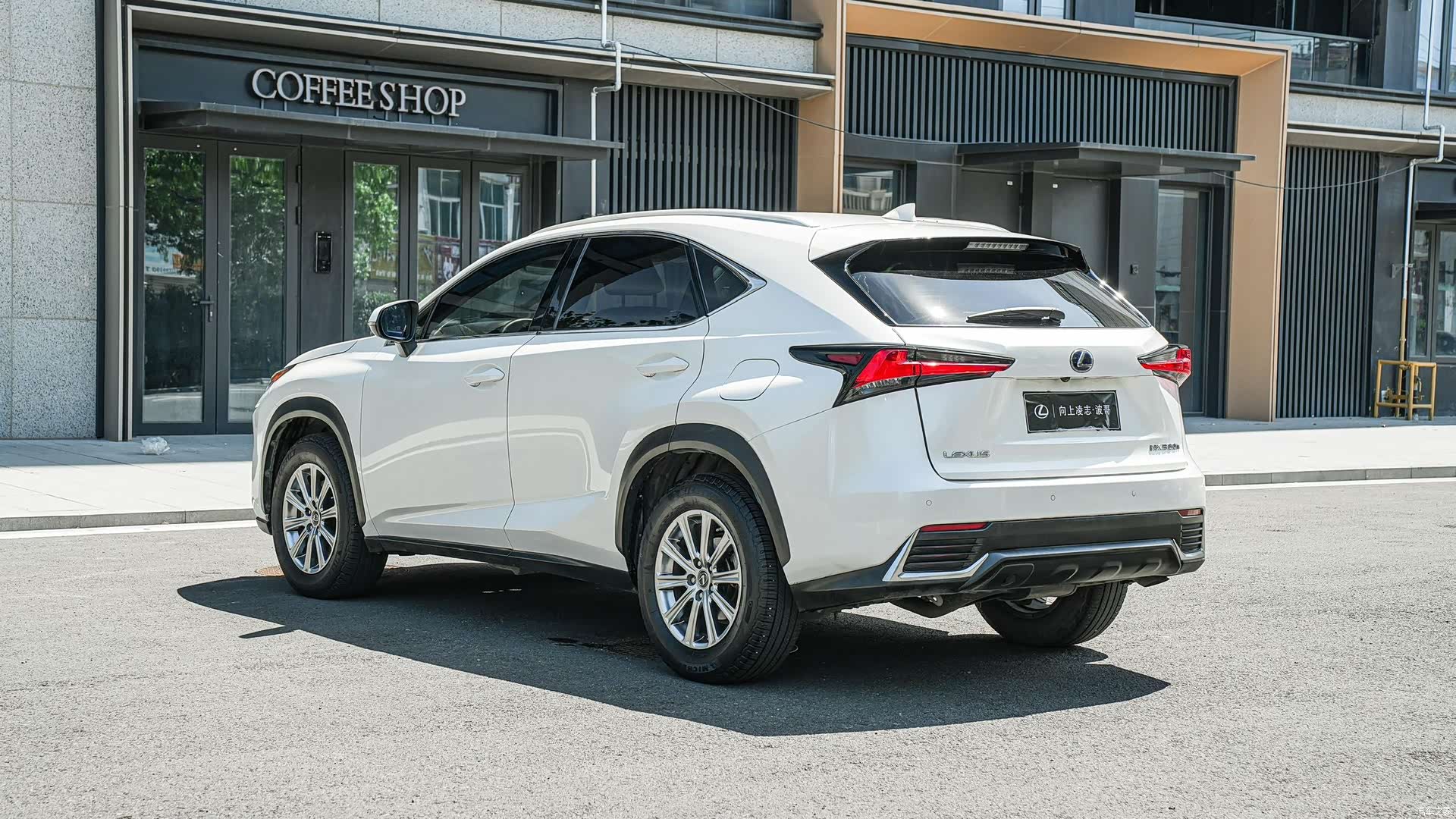 Lexus NX, 2019 6