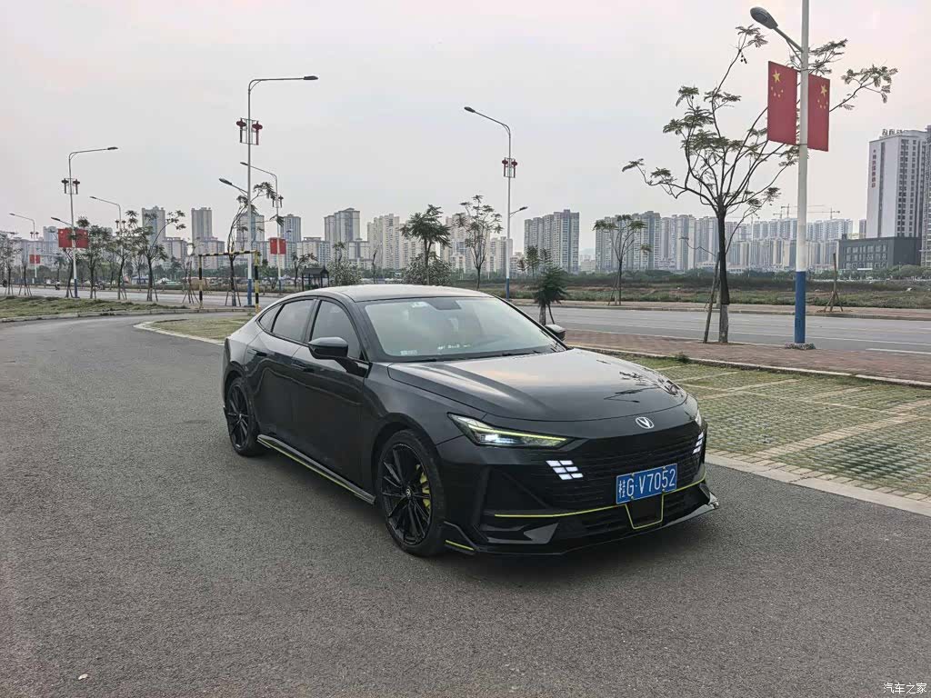 Changan UNI-V, 2022 2