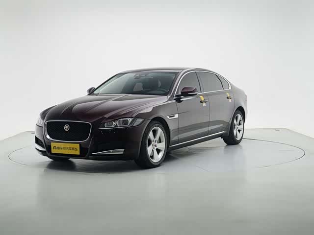 Jaguar XFL