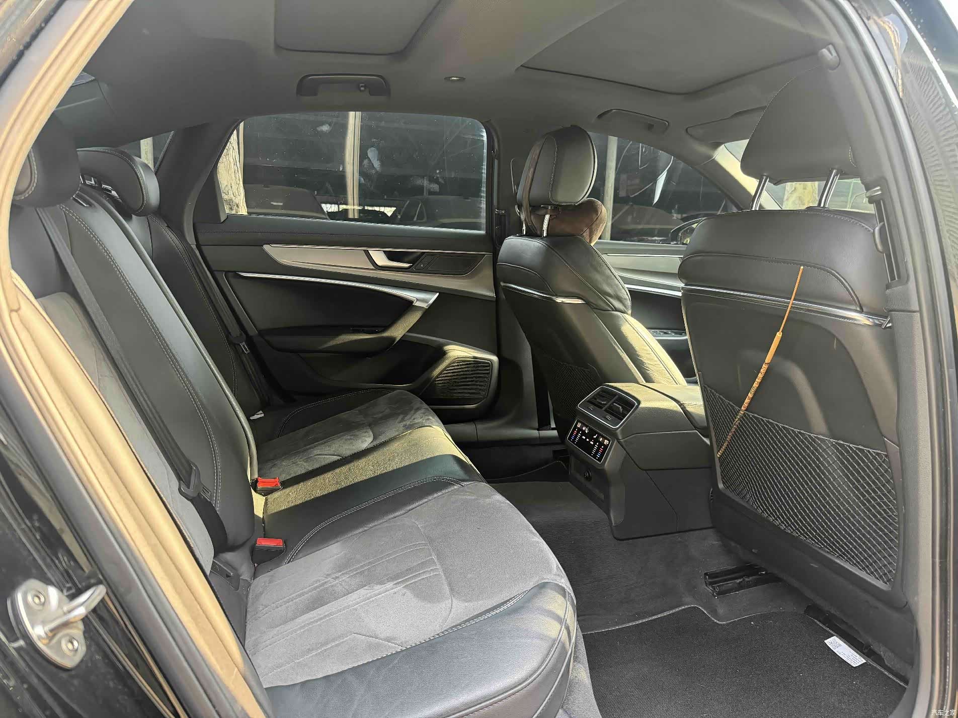Audi A6L, 2021 9