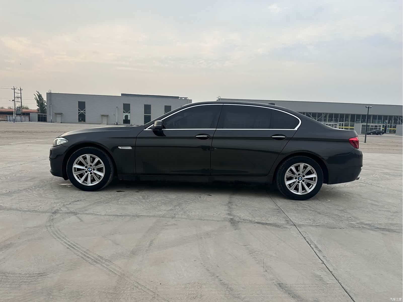 BMW 5 Series, 2017 16
