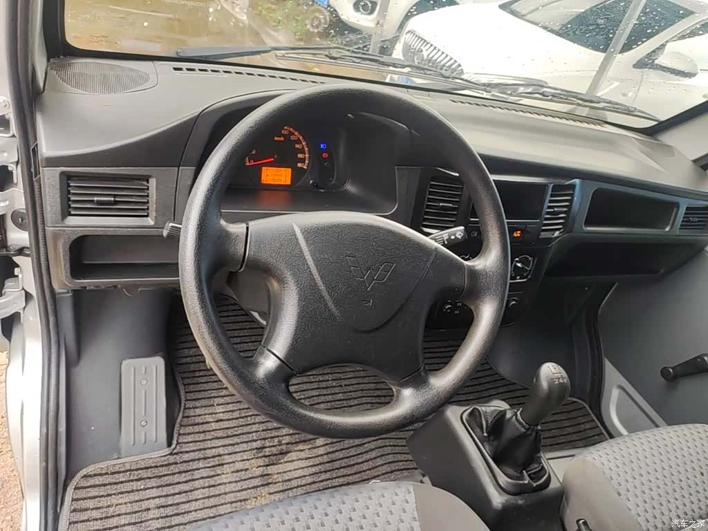 Wuling VI, 2021 11