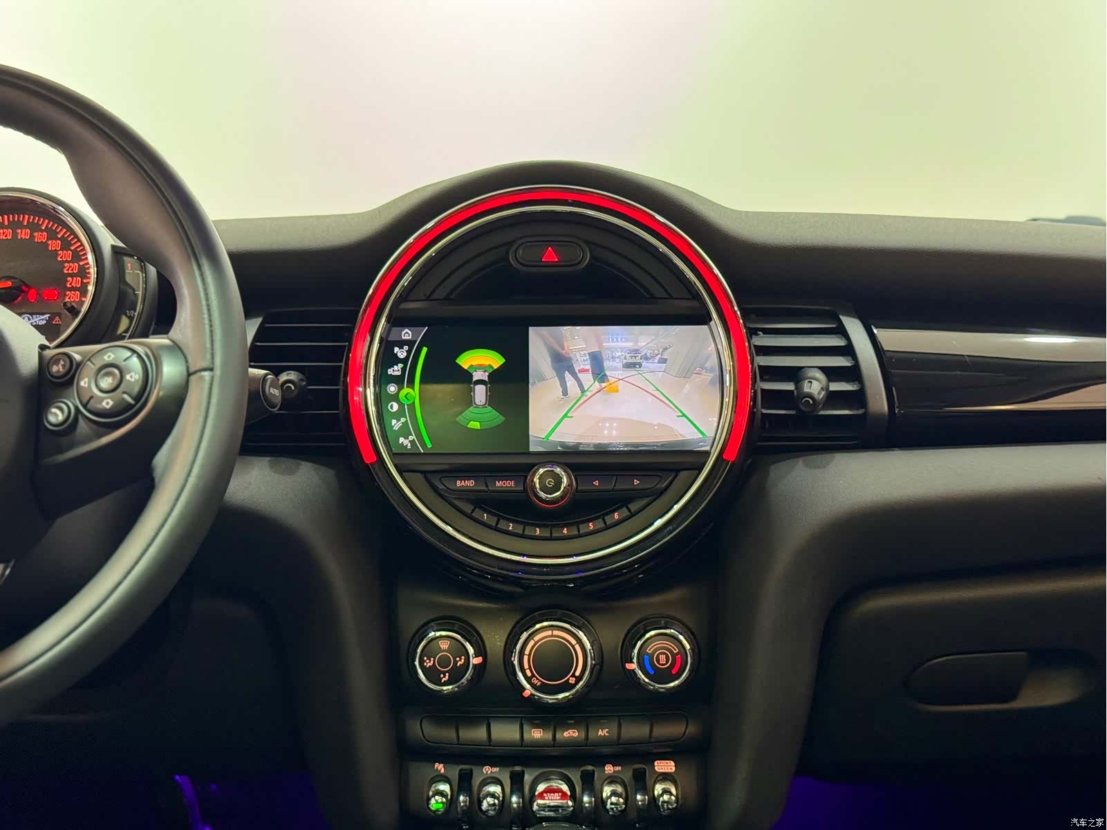 Mini Cooper, 2019 11
