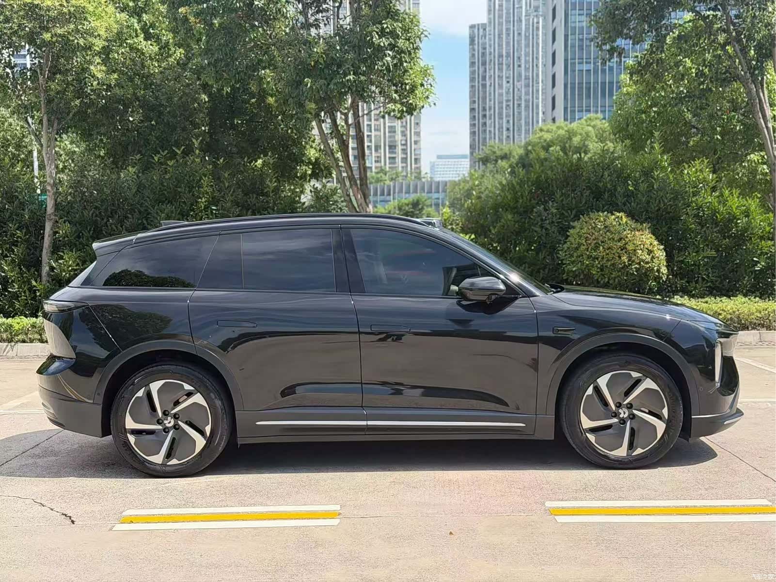 NIO ES6, 2024 9