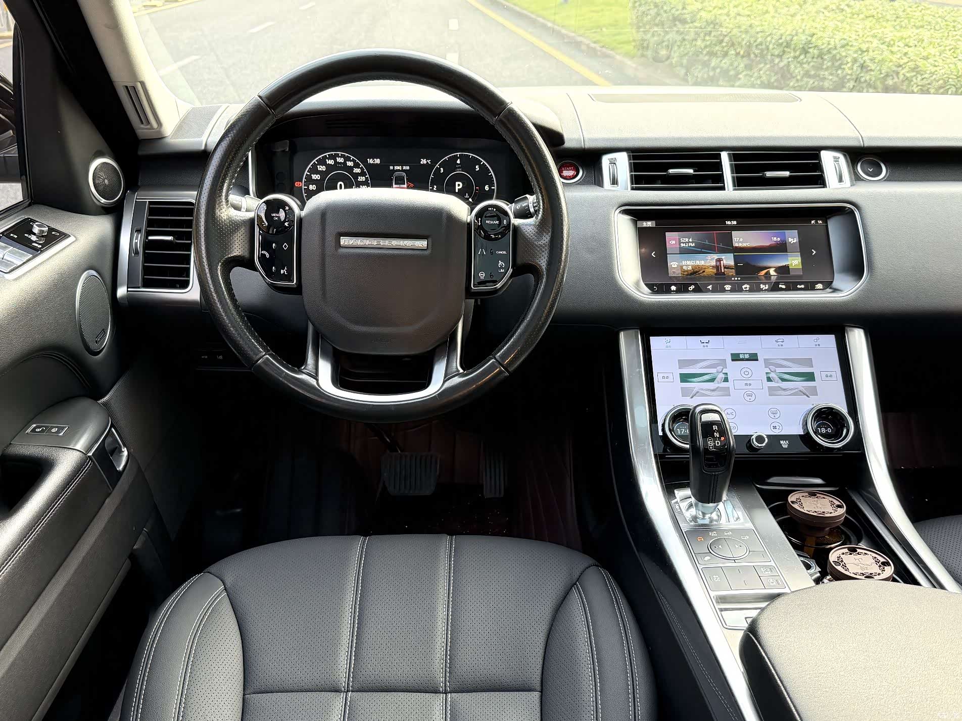Land Rover Range Rover, 2018 15