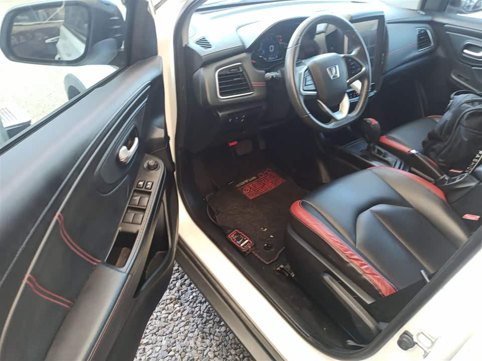 Luxgen U5 SUV Luxgen U5 SUV