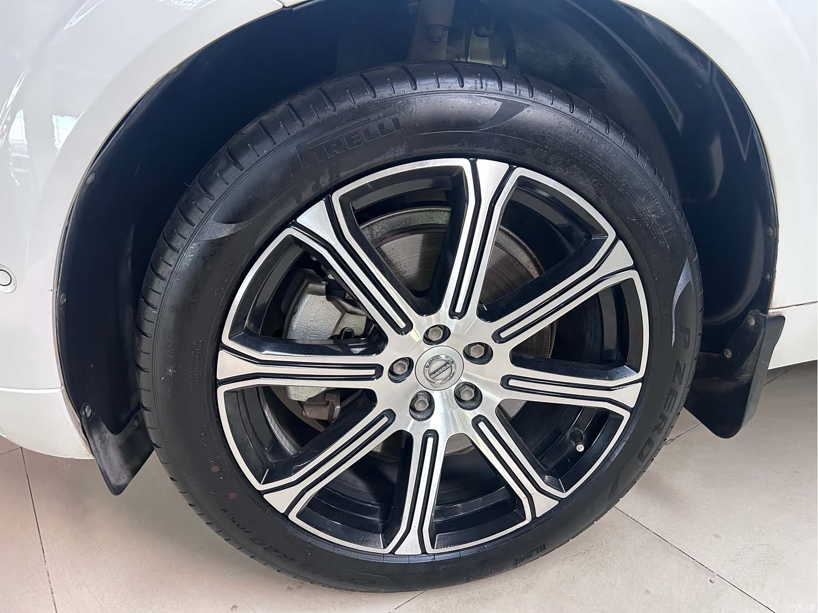 Volvo XC60, 2018 13