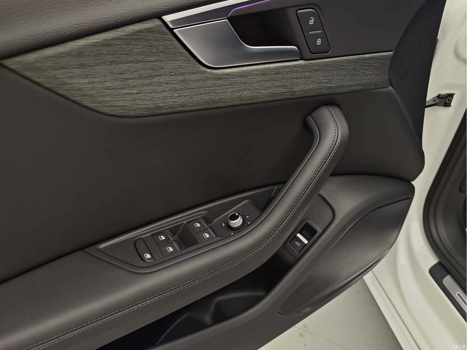 Audi A4L, 2022 13