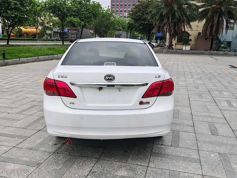 BYD L3