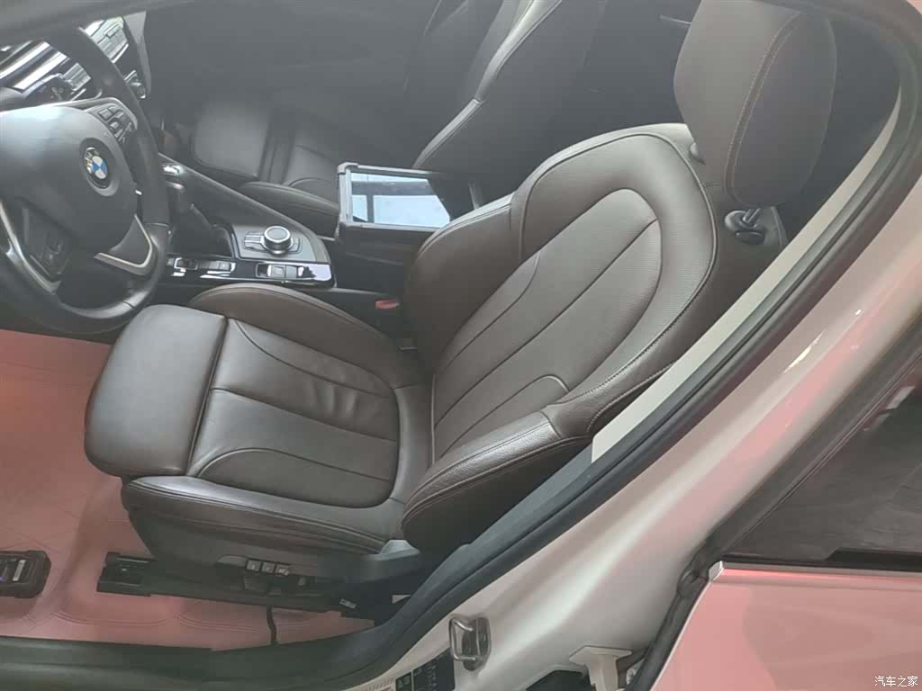 BMW X1, 2019 14