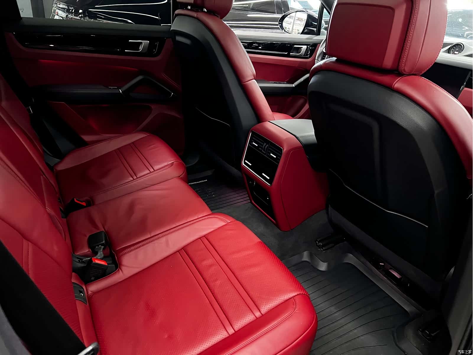 Porsche Cayenne, 2020 19