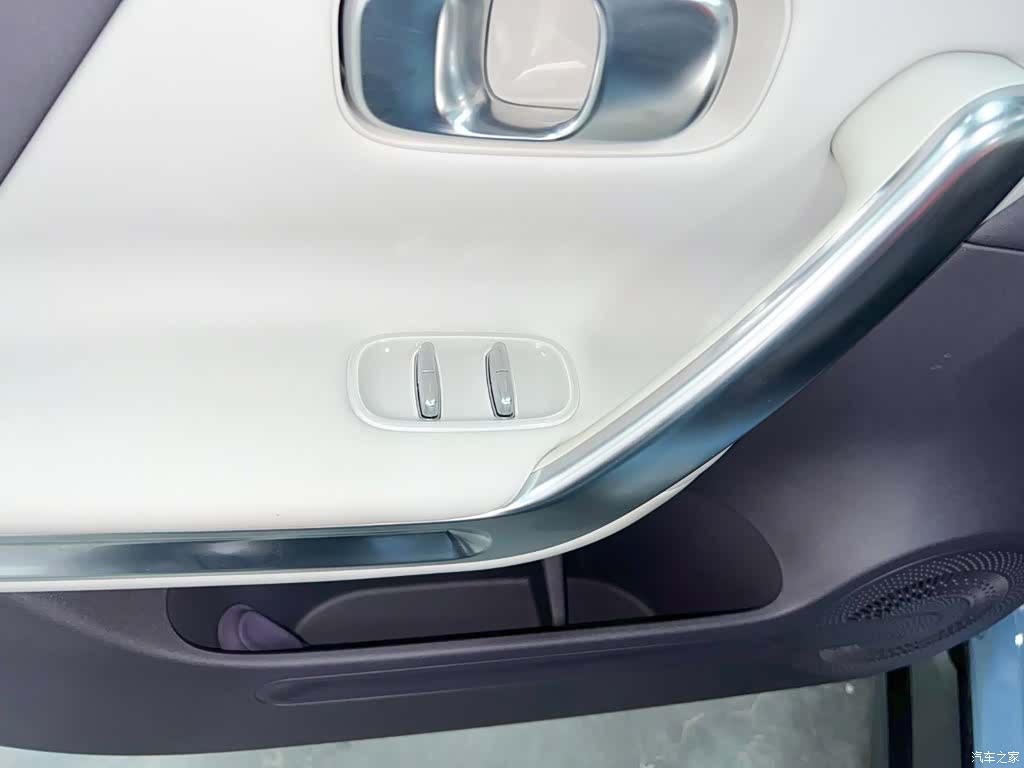 Leapmotor B01, 2025 17