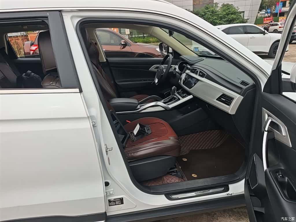 Geely Boyue, 2019 25