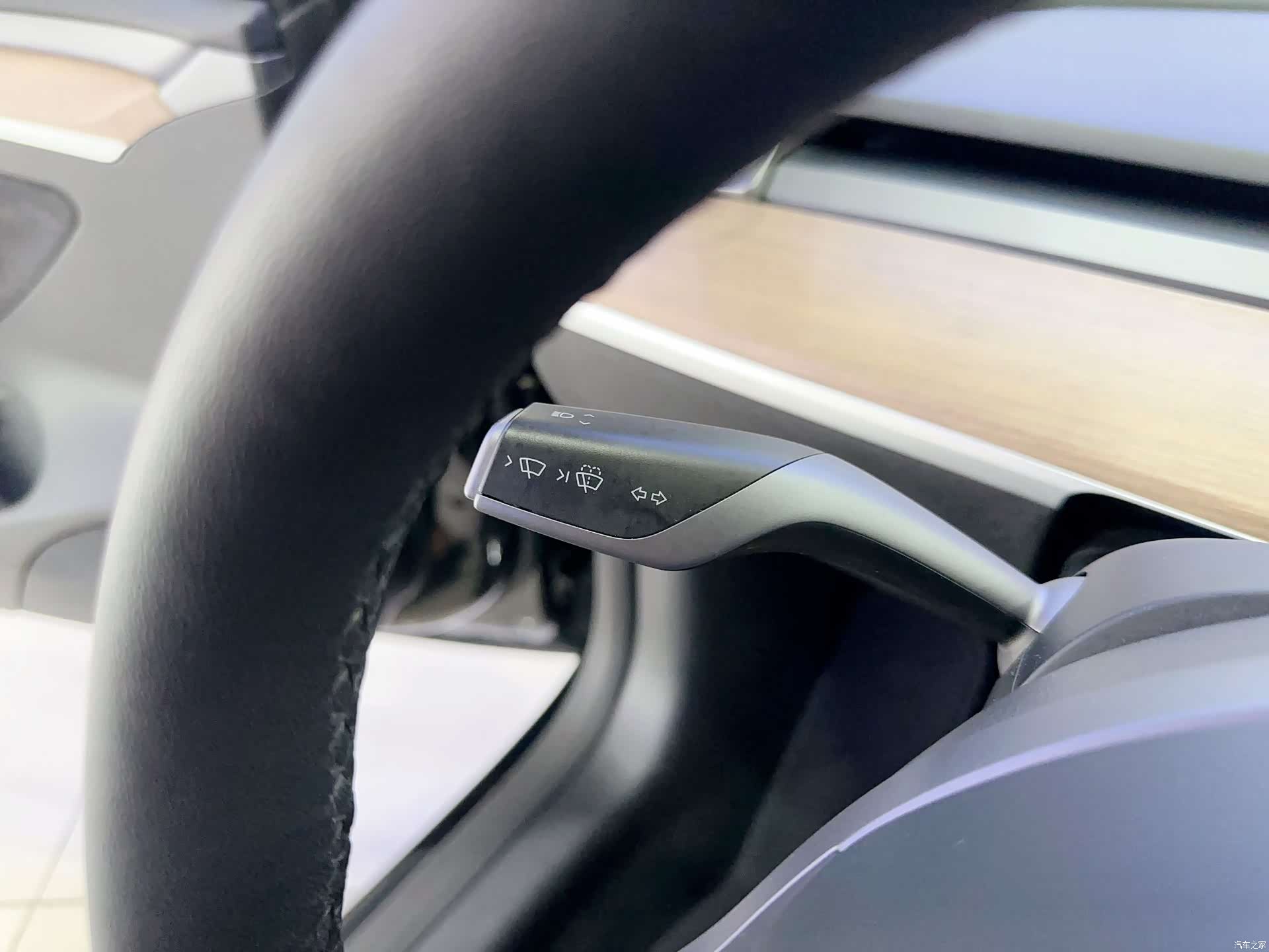 Tesla Model 3, 2022 24