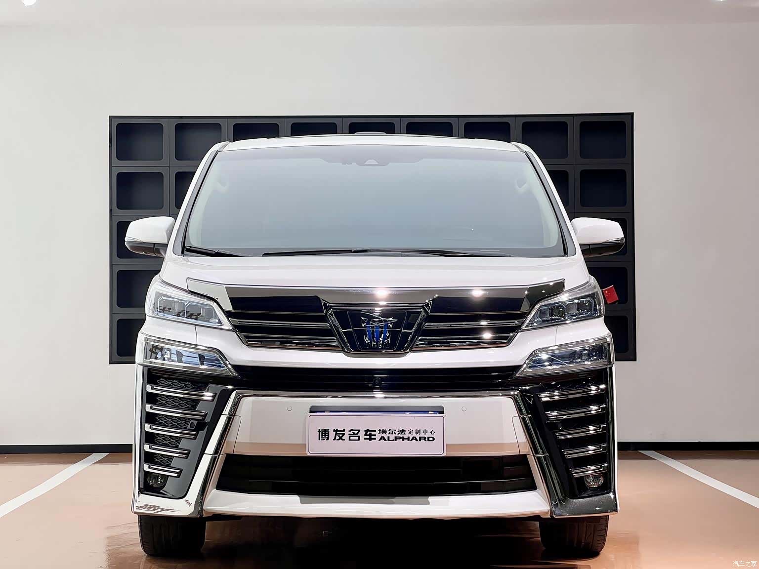 Toyota Vellfire, 2022 2