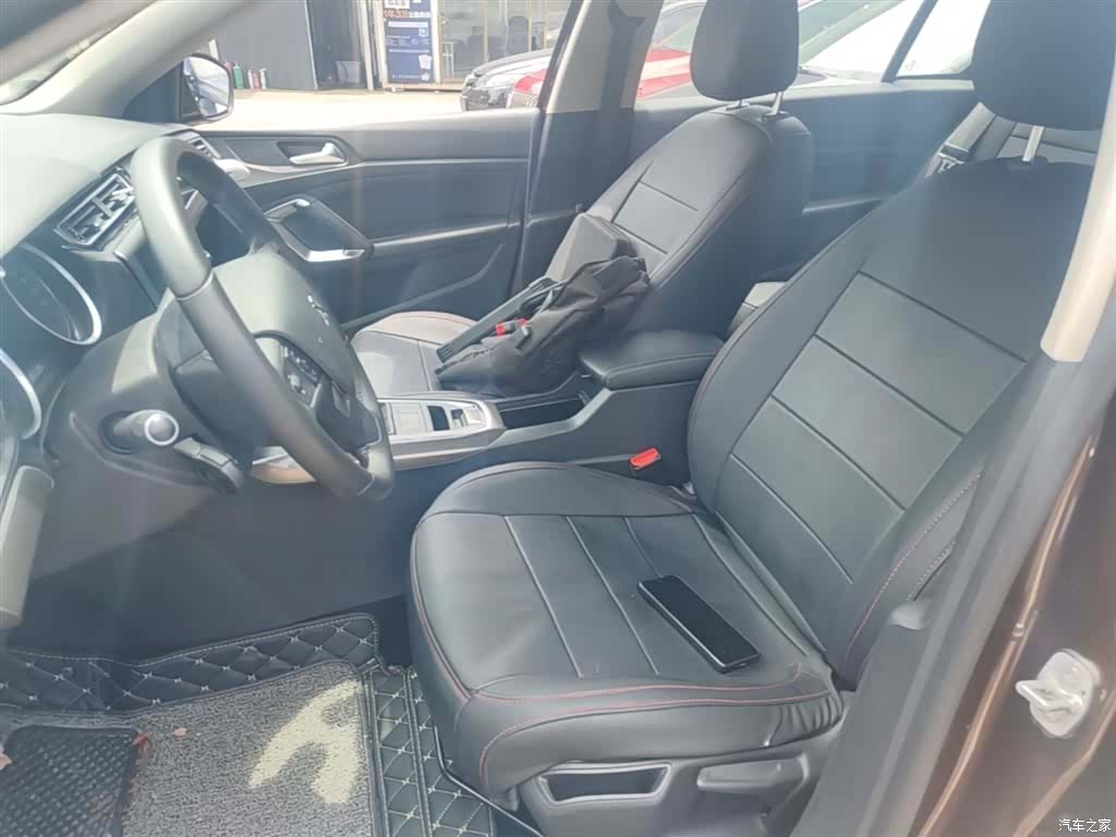Peugeot 408, 2017 15