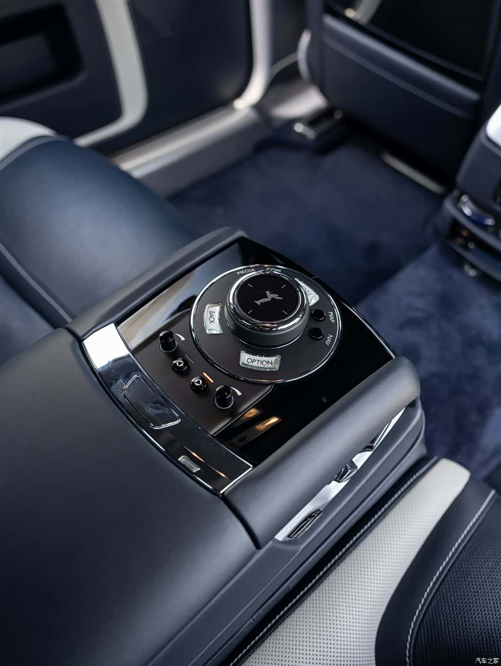 Rolls-Royce Ghost, 2019 24