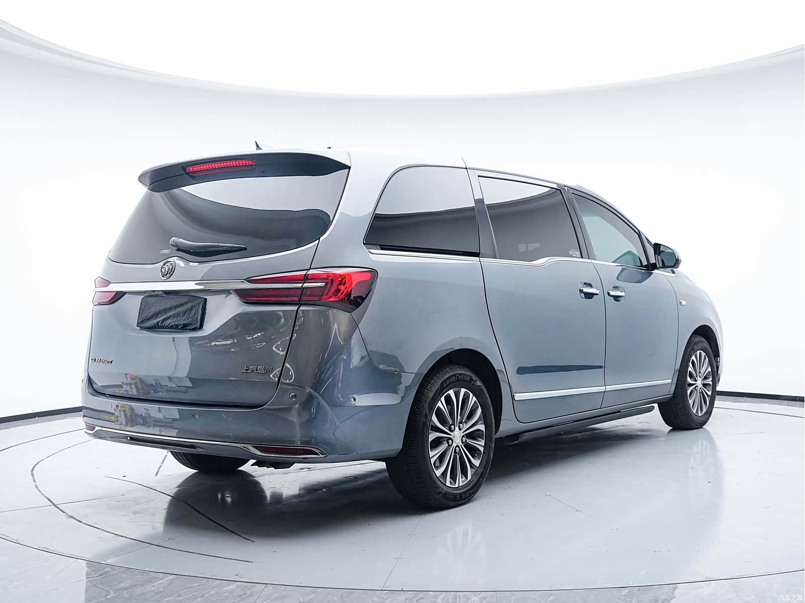 Buick GL8, 2020 6