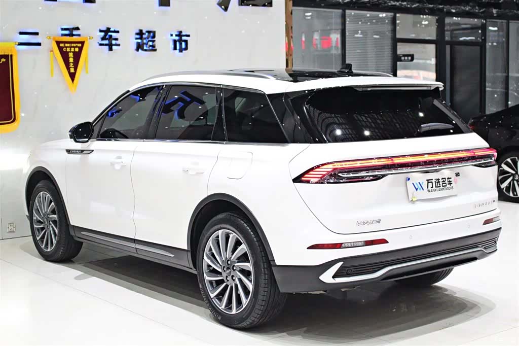 Lincoln Corsair, 2023 17