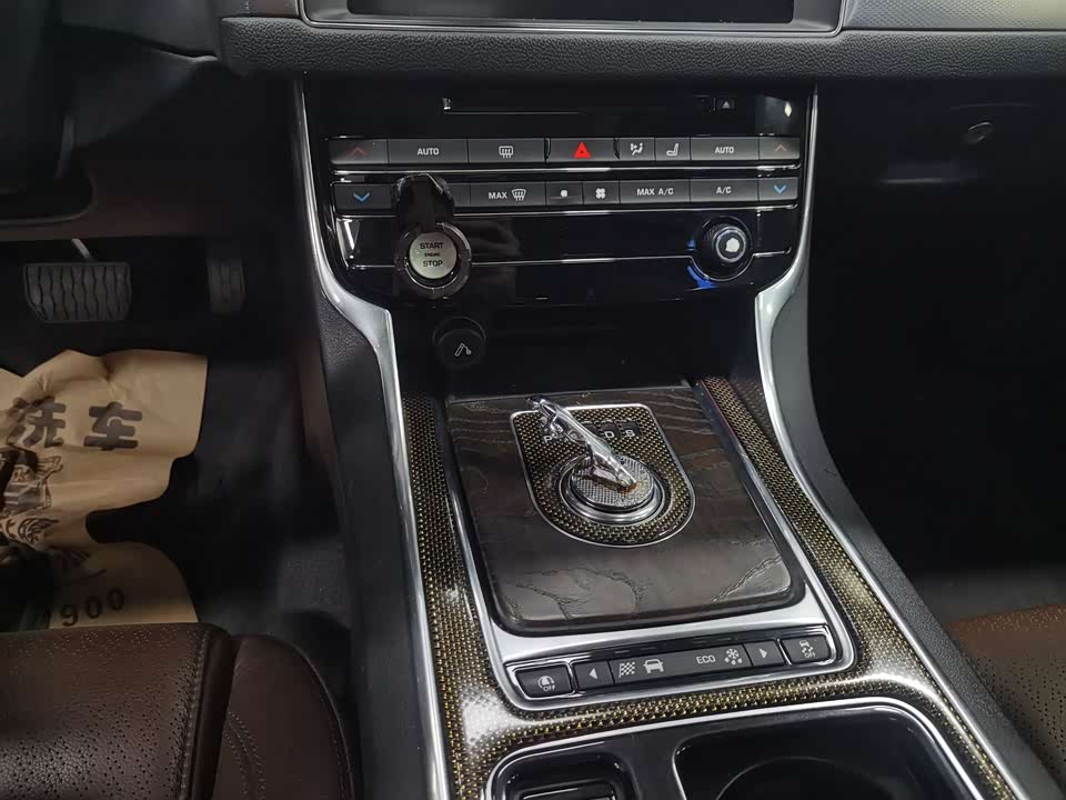 Jaguar XFL Jaguar XFL
