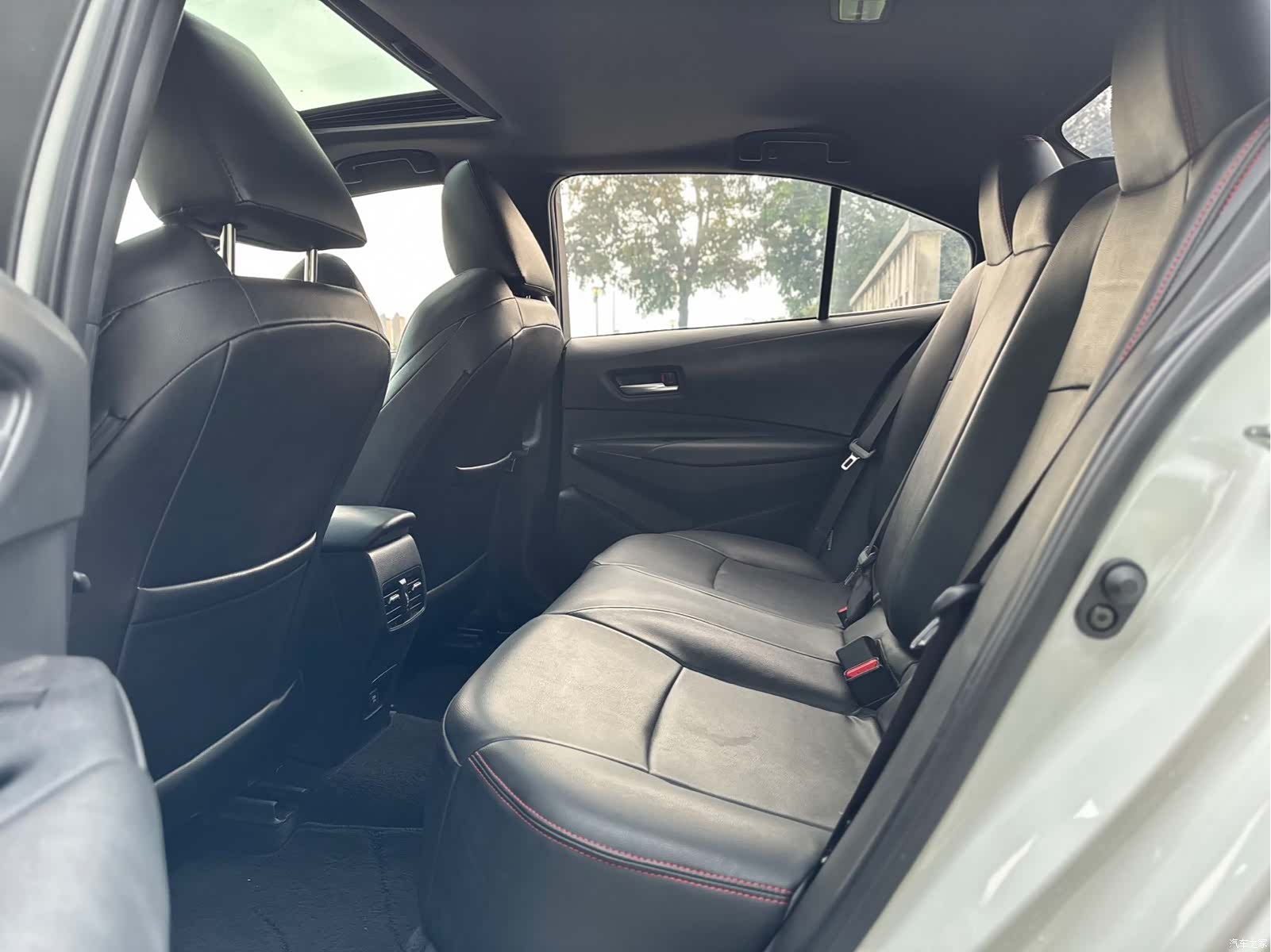 Toyota Levin, 2022 все фото