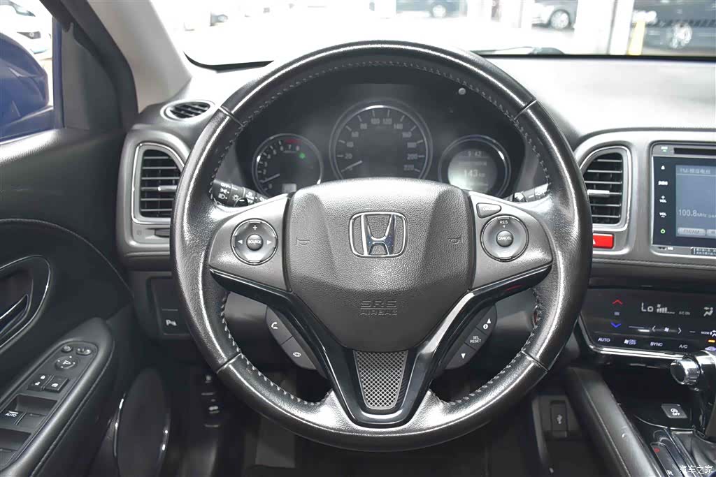 Honda Vezel, 2015 10
