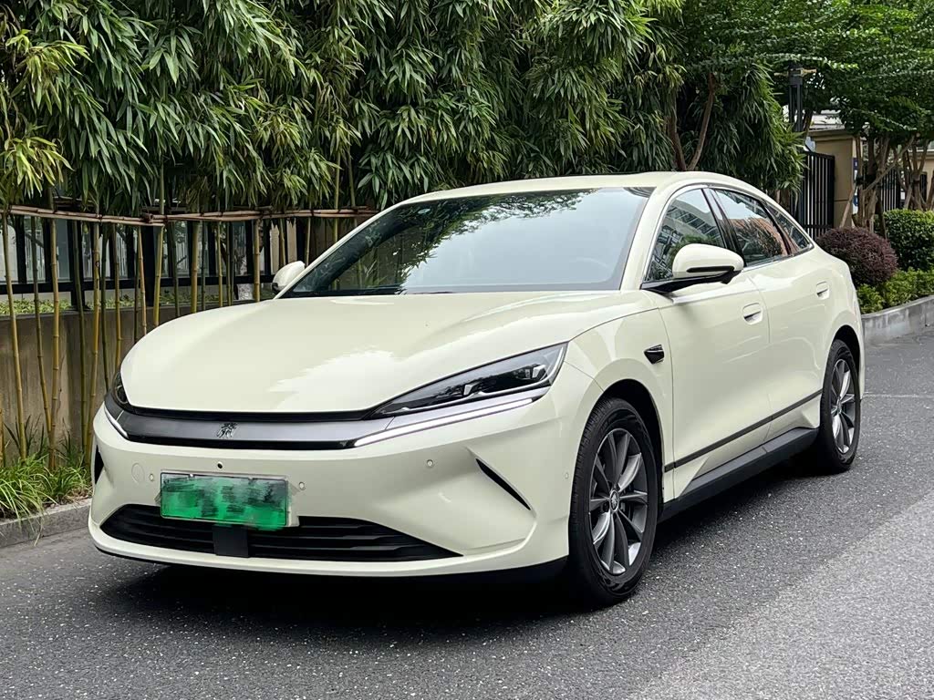 BYD Qin L