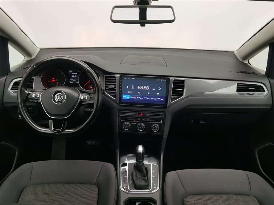 Volkswagen Golf*Jiayu Volkswagen Golf*Jiayu