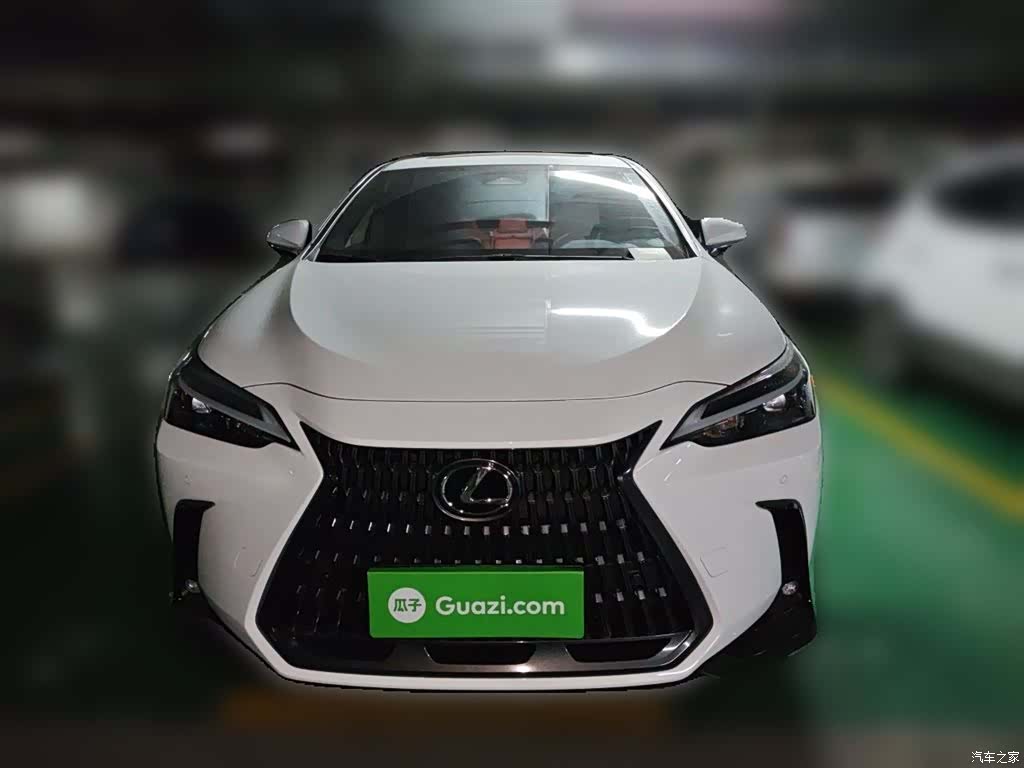 Lexus NX, 2026 2